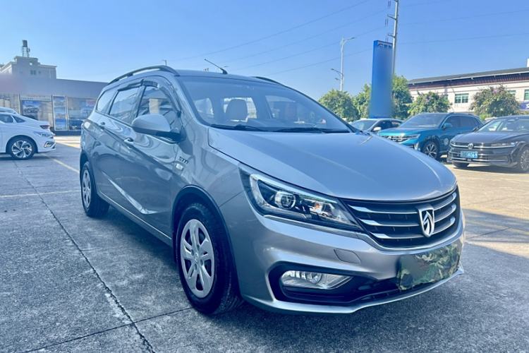Used Baojun 310W 2017 1.5L Manual Comfort Version China V