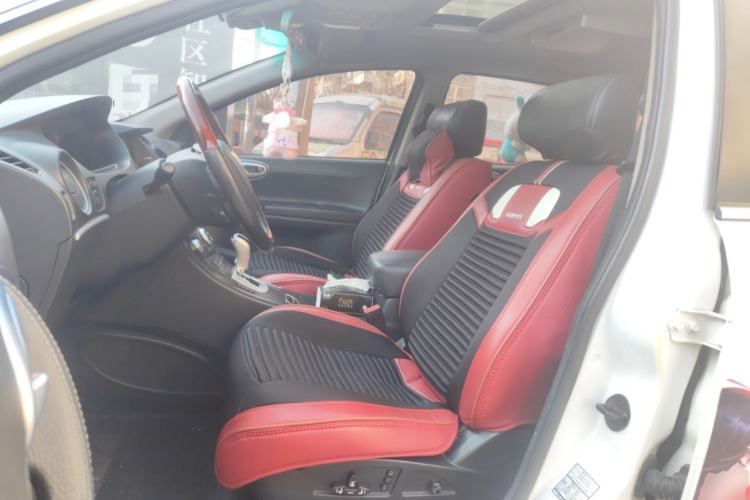 Used Luxgen Great 7 SUV 2013 Limited-Edition Sharp Edition 2.2T All-Wheel-Drive Prestige Model