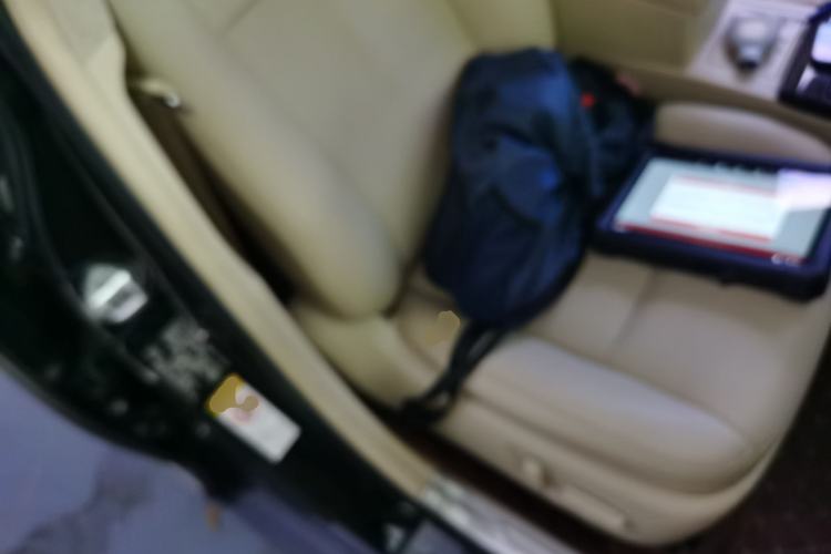 Used Toyota Camry 2016 2.0G 10th Anniversary Leading Edition
