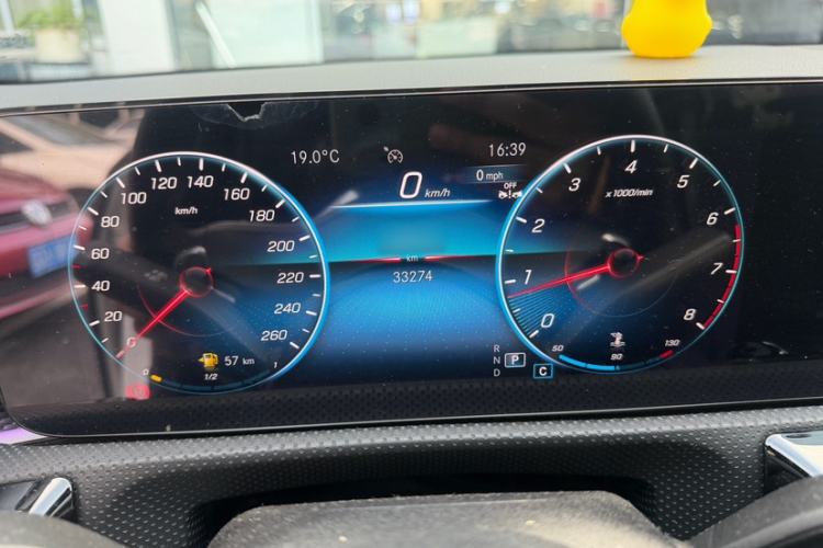 Used Mercedes-Benz A-Class 2022 Revised Version A 200 L Sport Sedan Fashionable Style