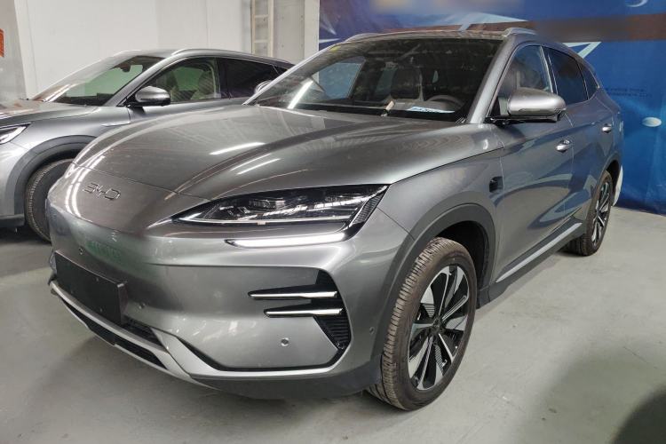 Used BYD Song PLUS New Energy 2025 EV Intelligent Driving Edition 520km Luxury Model