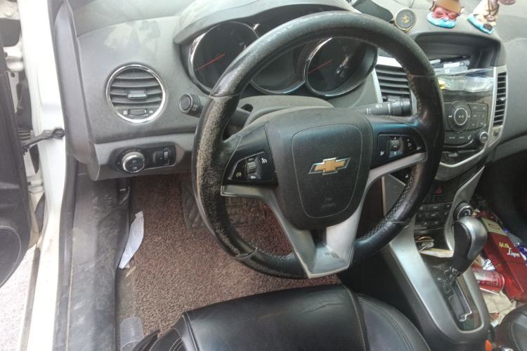 Used Chevrolet Cruze 2013 1.8L SX AT Steering Wheel