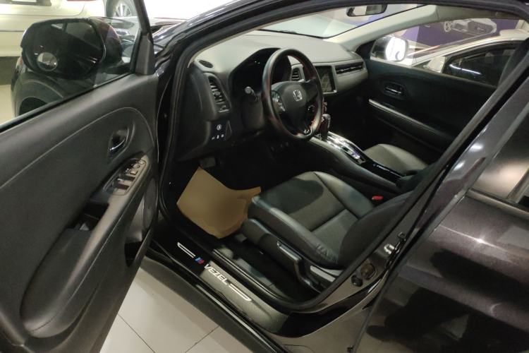 Used Honda Vezel 2019 1.5L CVT Luxury Model China VI Driver Seat