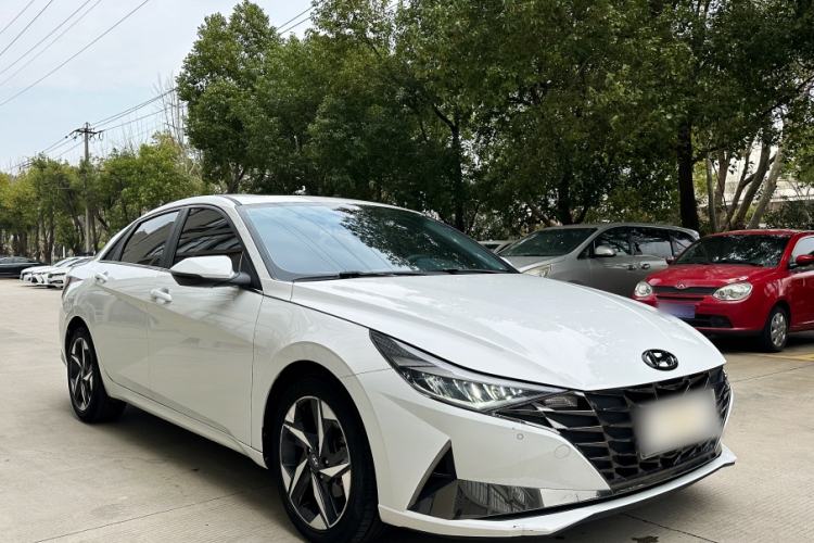 Used Hyundai Elantra 2022 1.5L CVT LUX Prestige Edition