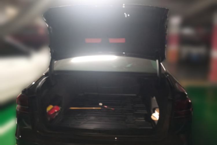 Used Volkswagen Phideon 2016 380TSI Two-Wheel-Drive Luxury Edition
