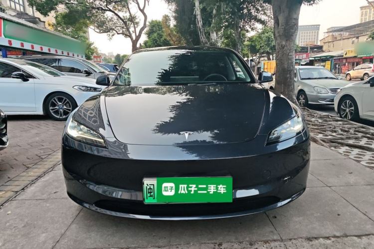 Used Tesla Model 3 2025 Rear-Wheel-Drive Version