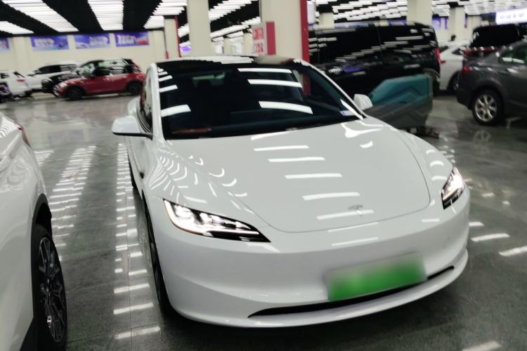 Used Tesla Model 3 2025 Rear-Wheel-Drive Version