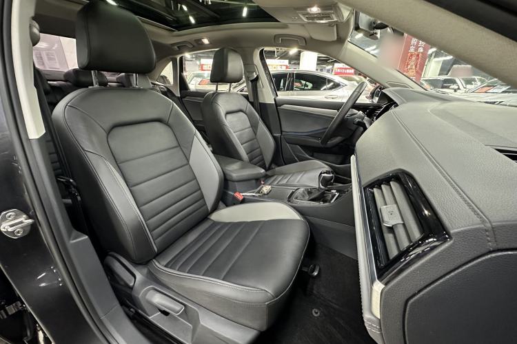 Used Volkswagen Sagitar 2021 280TSI DSG Excellence Edition
