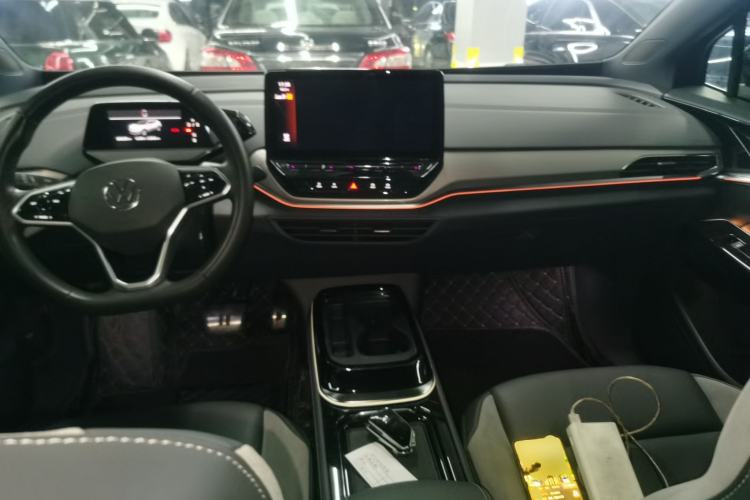 Used Volkswagen ID.4 CROZZ 2021 Long-Range Lite PRO Two-Wheel Drive Version
