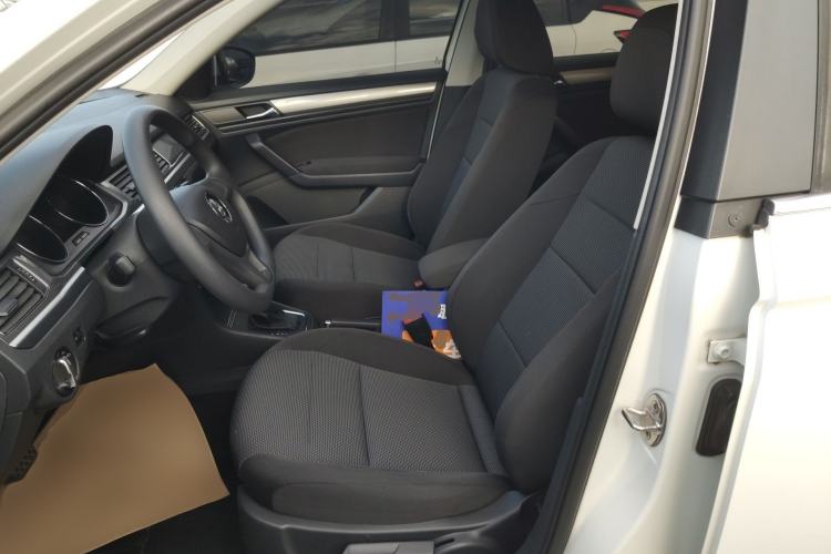 Used Volkswagen Bora 2016 1.6L Automatic Fashion Model