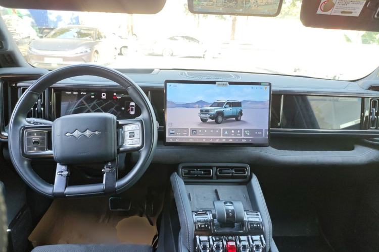 Used Formula Leopard Leopard 5 2024 Cloud Ride Luxury Edition