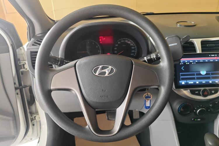 Used Hyundai Verna (older generation) 2016 1.4L Automatic Smart GLS
