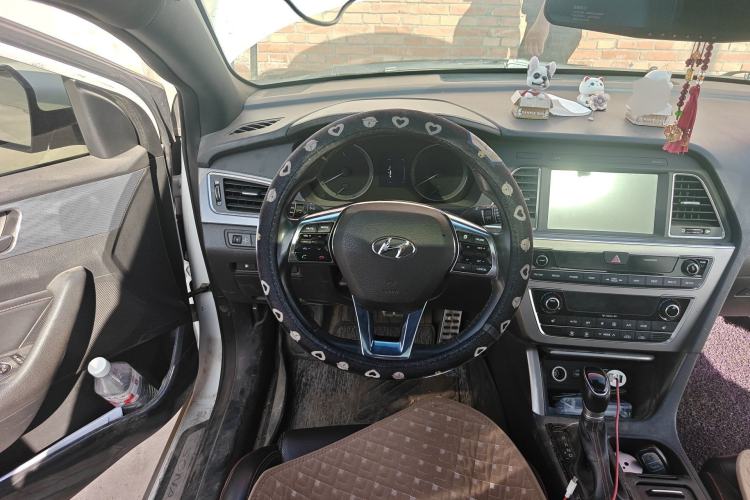 Used Hyundai Sonata 2015 1.6T GLX Advanced Model Steering Wheel