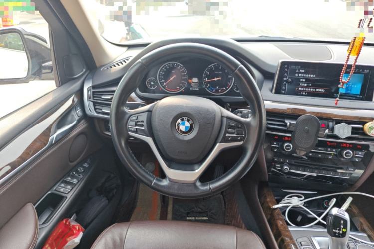 Used BMW X5 2017 xDrive28i
