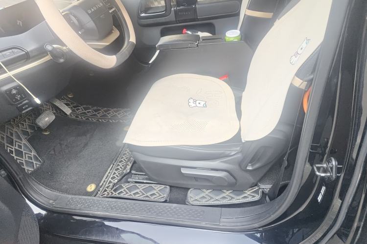 Used Baojun KiWi EV 2021 Artist Model Lithium Iron Phosphate
