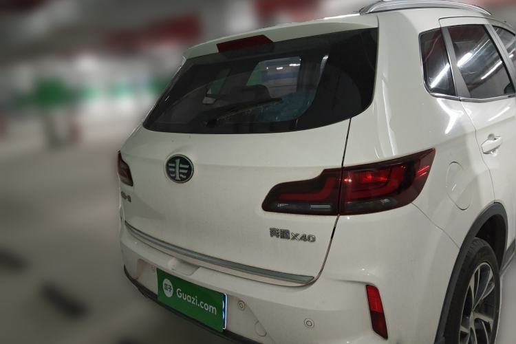 Used Bestune X40 2019 1.6L Automatic Luxury Edition China VI
