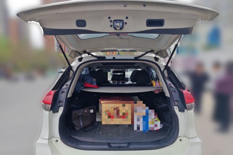 Used Nissan X-Trail 2017 2.0L CVT Comfort Edition 2WD Trunk