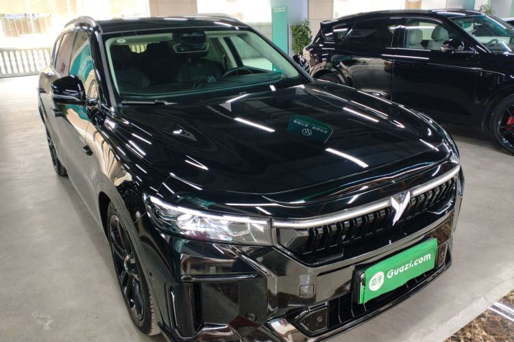 Used VOYAH FREE 2023 Four-Wheel Drive Extended-Range Model with Ultra-Long Range
