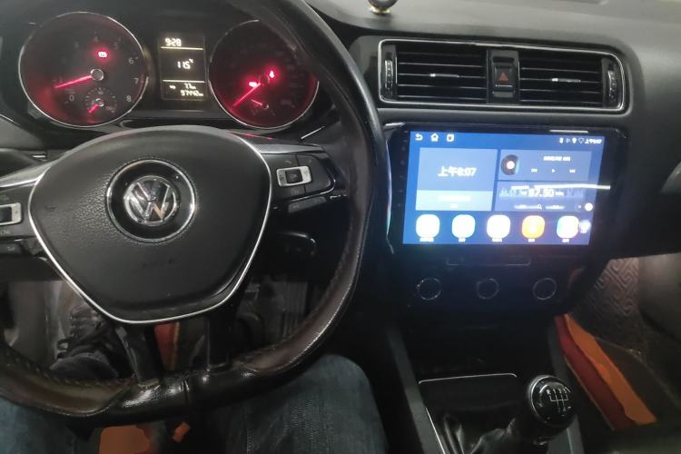 Used Volkswagen Sagitar 2015 230TSI Manual Comfort Version