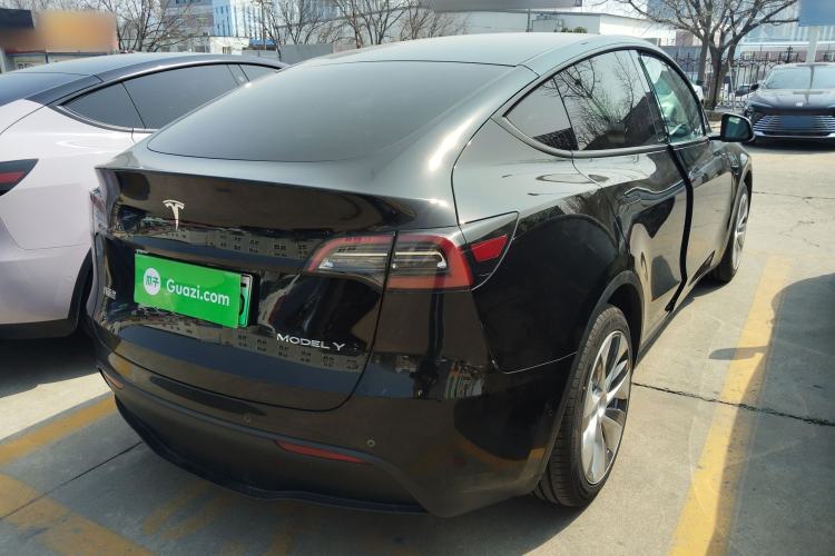 Used Tesla Model Y 2022 Rear-Wheel-Drive Version