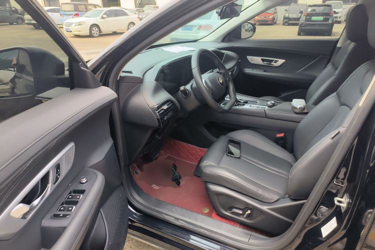 Used Dongfeng Aeolus Huge 2022 Mach Dual-Motor 1.5T MHD Dare-to-Dream Edition Driver Seat