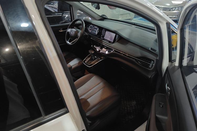 Used GAC Trumpchi M6 2019 270T Automatic Luxury Edition (7-seater) China V Standard
