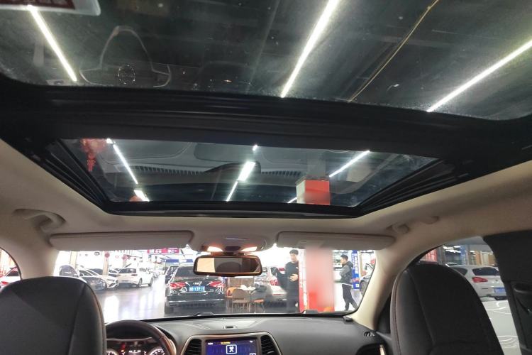 Used Jeep Cherokee 2016 2.4L Leading Edition
