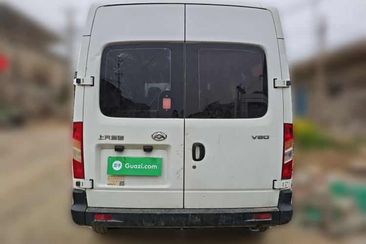 Used SAIC MAXUS Xintu V80 2019 2.5T Classic Version 6-Speed Manual – Aoyuntong Modified Long Wheelbase Mid-Height 7-Seater