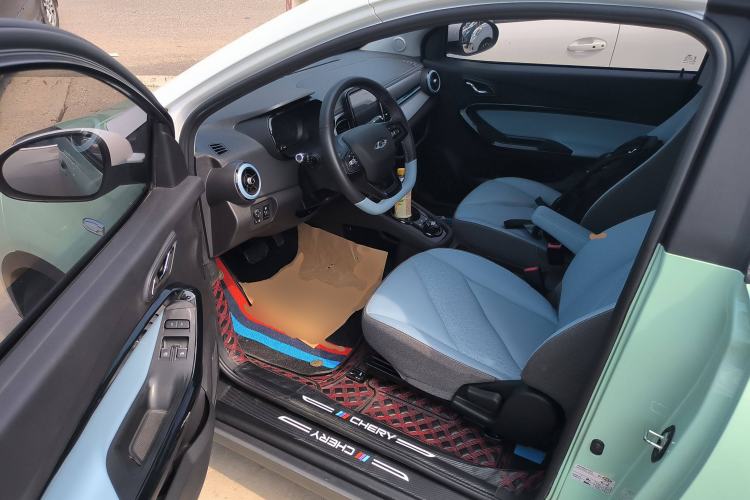 Used Chery New Energy Little Ant 2022 Revised Version Sweet Pink Edition Half-Sugar Version Lithium Iron Phosphate 30.7 kWh 30 kW 301 km