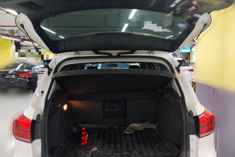 Used Volkswagen Tiguan 2013 1.8 TSI Automatic Two-Wheel Drive Comfort Edition Trunk