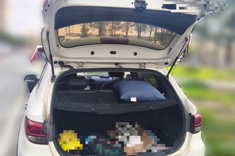 Used Kia KX Cross 2018 1.6L Automatic Dynamic Sunroof Version Trunk