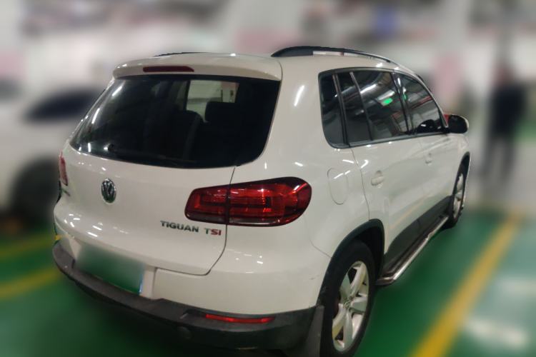 Used Volkswagen Tiguan 2013 1.8 TSI Automatic Two-Wheel Drive Comfort Edition Rear Right 45 Deg
