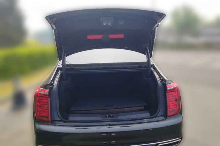 Used Hongqi H9 2020 2.0T Smart Connect Flagship Edition Trunk