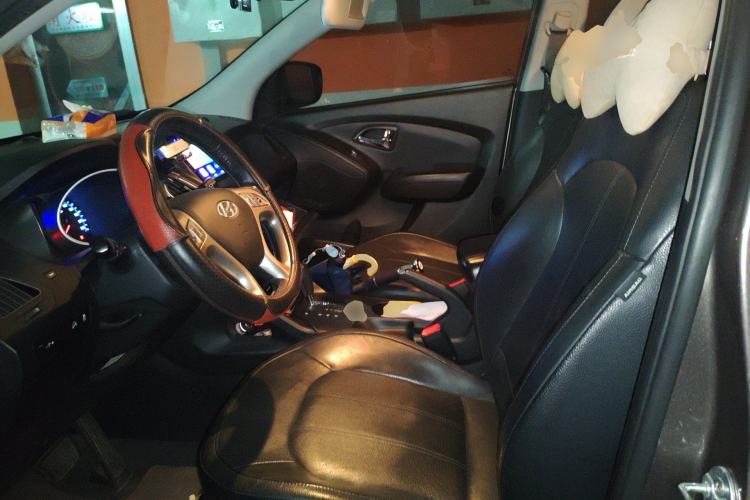 Used Hyundai ix35 2013 2.0L Automatic Two-Wheel Drive Smart GLS China IV Standard Left Front Seat