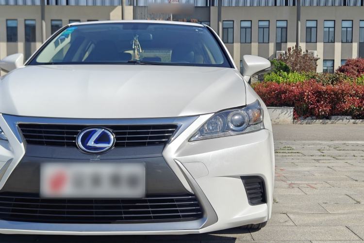 Used Lexus CT 2014 CT200h Elite Edition Monochrome Exterior 7