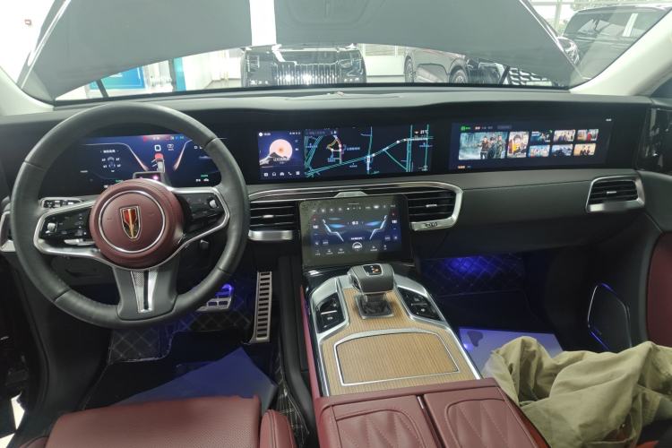 Used Hongqi E-HS9 2022 660 km Range Flagway Edition Six Seats
