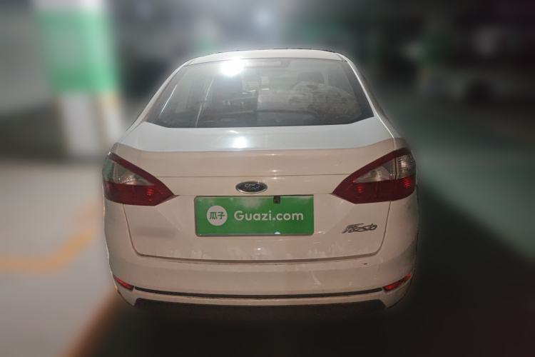 Used Ford Fiesta 2013 Sedan 1.5L Manual Fashion Edition
