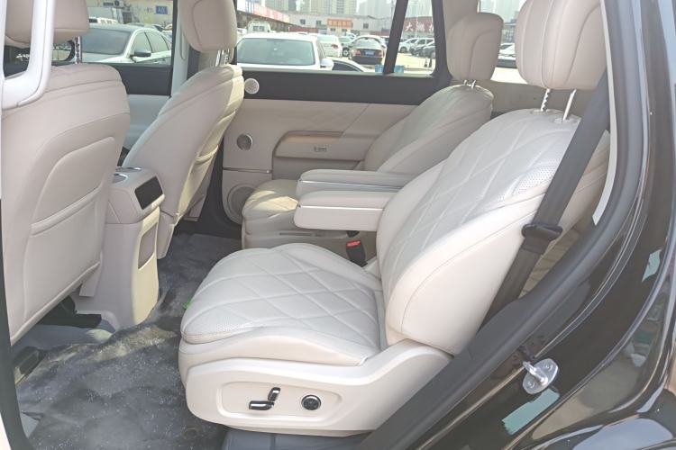 Used Chery T11 2026 Model 220 All-Wheel Drive Dual IMAX Theater Edition
