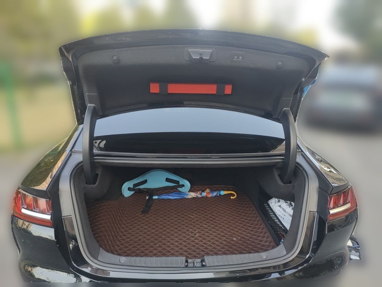 BYD Han 2020 EV Long-Range Luxury Model — снимка 19