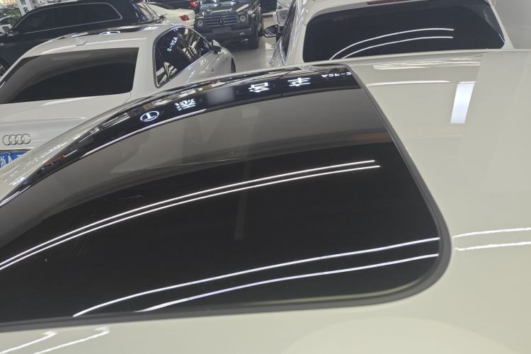 Used BMW 5 Series 2022 Second Facelift 525Li Luxury Package
