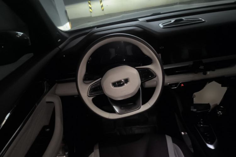 Used Geely Auto Monjaro L 2021 2.0TD High-Power Automatic All-Wheel-Drive Flagship Version Steering Wheel