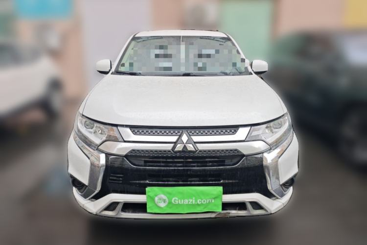 Used Mitsubishi Outlander 2021 2.0L Two-Wheel Drive Comfort Edition 5 Seats Front