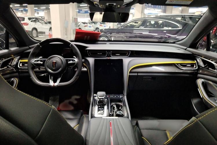 Used Hongqi H6 2023 2.0T ZhiZhen Edition