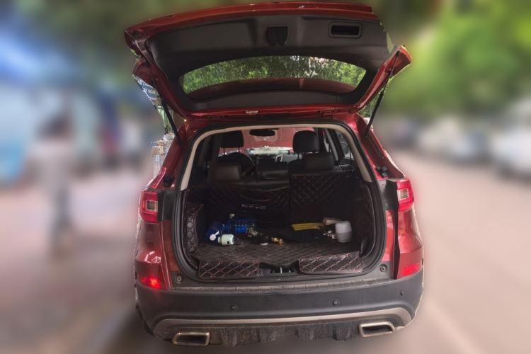 Used CHANGAN CS75 2017 Shangku Edition 1.5T Manual ZhiXiang Model Trunk