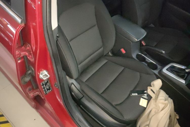 Used Hyundai Elantra (6th Generation / Lingdong) 2016 1.6L Automatic ZhiXuan – Elite Version