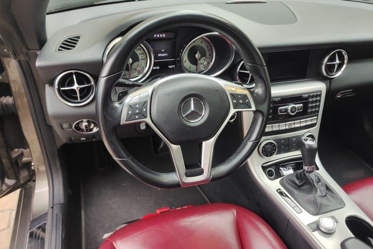 Used Mercedes-Benz SLK-Class 2011 SLK 200 Luxury Sports Model