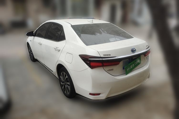 Used Toyota Corolla 2017 Revised Dual-Engine 1.8L E-CVT Leading Edition Rear Left 45 Deg