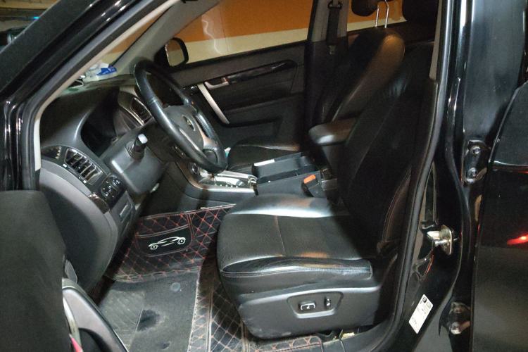 Used Chevrolet Captiva 2014 2.4L 4x4 Flagship Edition 7 Seats
