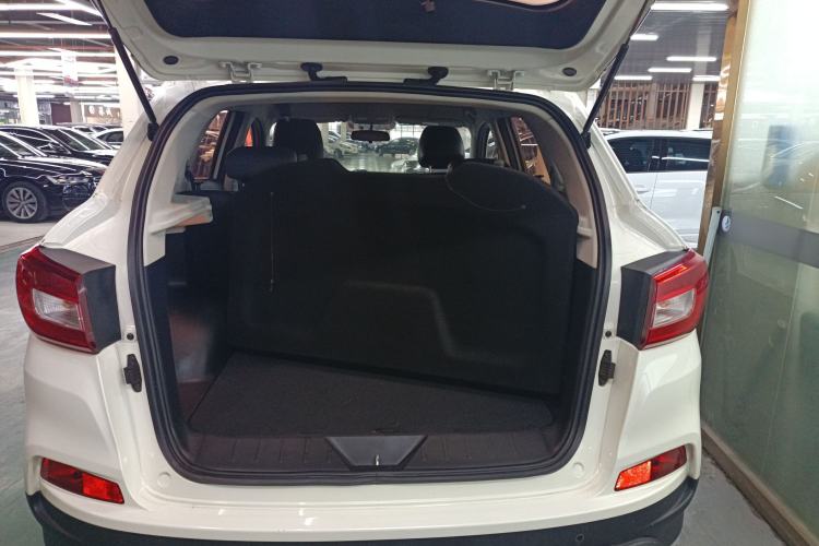 Used BAIC Senova X55 2016 1.5L Manual Comfort Version Trunk