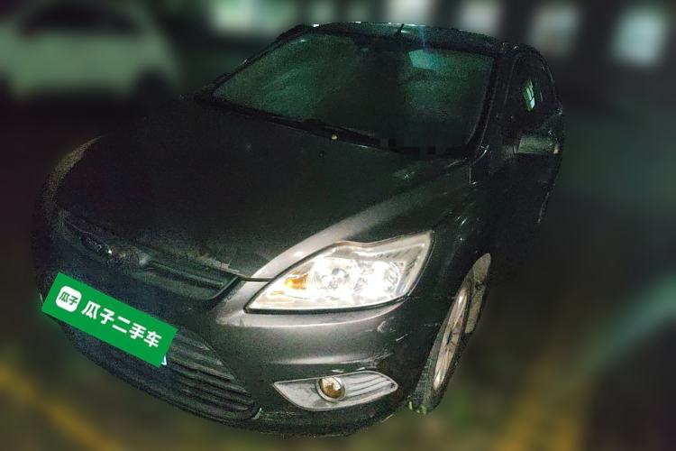 Used Ford Focus 2013 Sedan Classic 1.8L Manual Fashion Edition